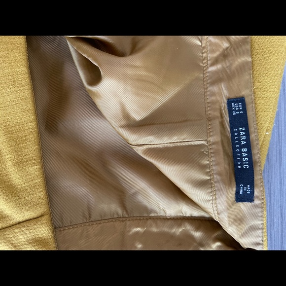 🍋Zara Mustard Zipper Skirt🍋 - Picture 4 of 4